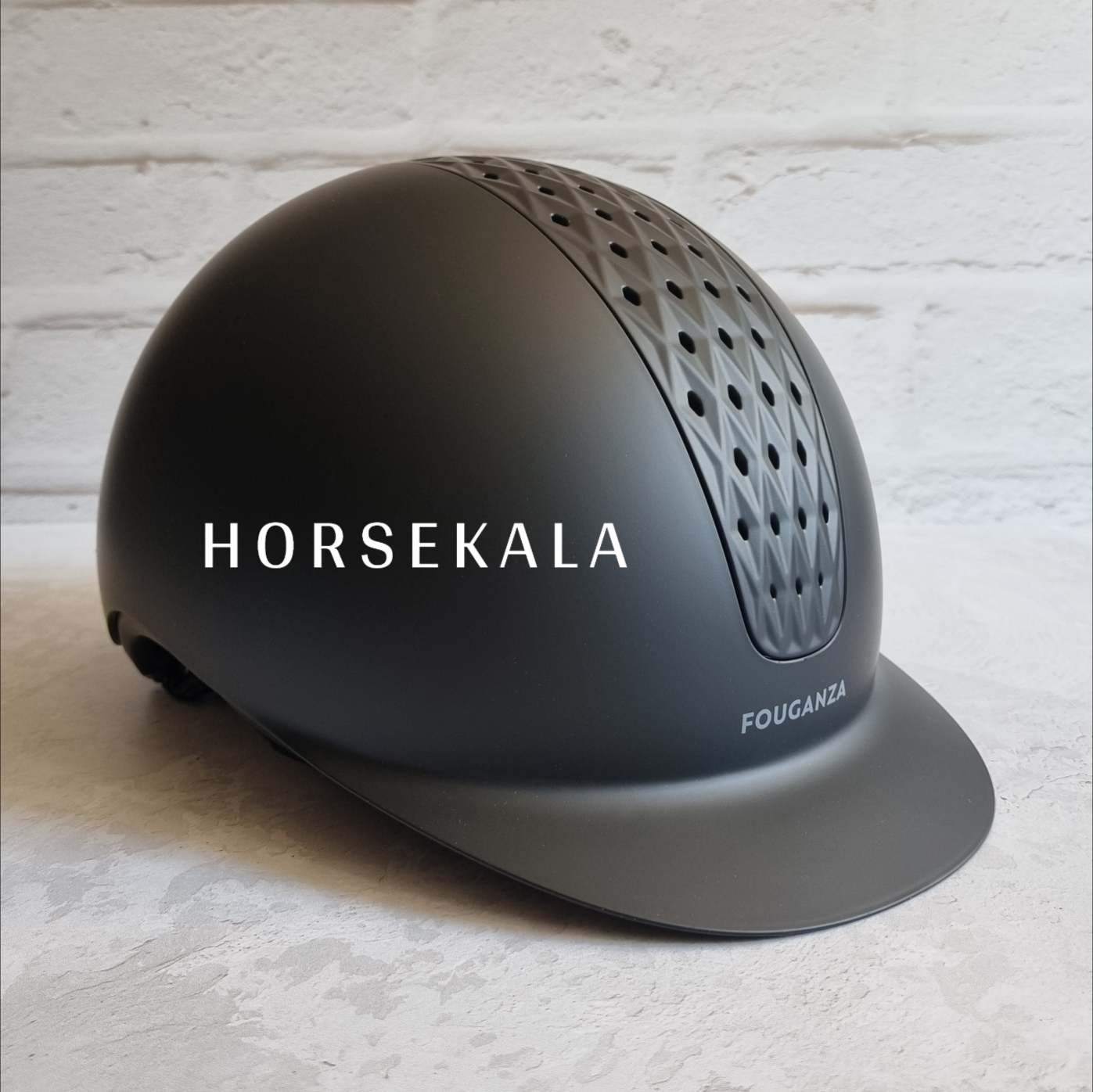 Fouganza 520 riding helmet